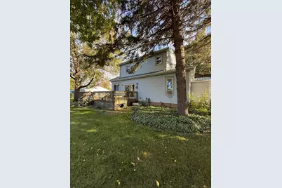102 N Grove Street, Okabena, MN 56161 - Photo 4