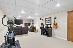 2809 W 101st St, Bloomington, MN 55431 - Photo 20