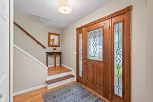 2809 W 101st St, Bloomington, MN 55431 - Photo 2