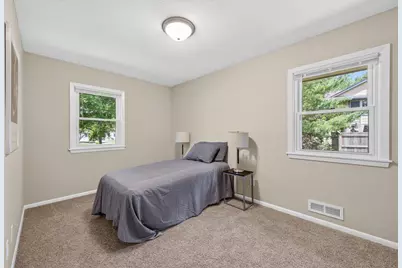 3240 Niagara Lane N, Plymouth, MN 55447 - Photo 10