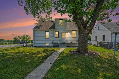 3300 Xylon Avenue S, Saint Louis Park, MN 55426 - Photo 2