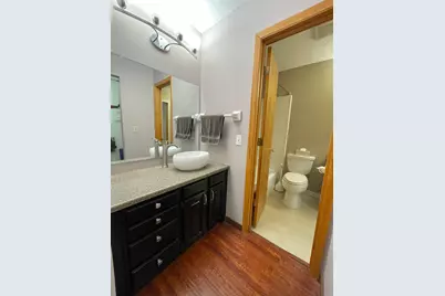9809 Cimarron Trail, Minnetonka, MN 55305 - Photo 8