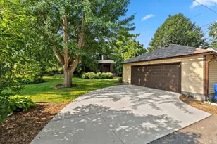 887 Ashland Ave, Saint Paul, MN 55104 - Photo 82