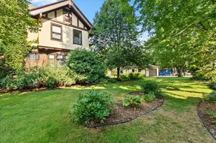 887 Ashland Ave, Saint Paul, MN 55104 - Photo 88