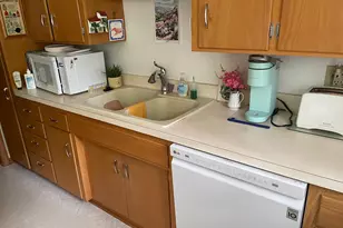 2080 Nebraska Ave E, Saint Paul, MN 55119 - Photo 14