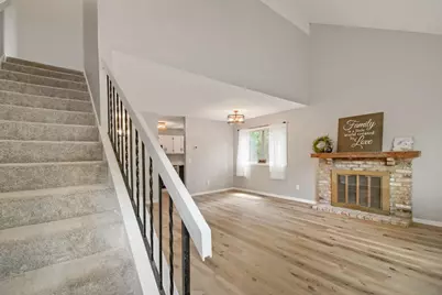 5401 W Brenner Pass, Fridley, MN 55432 - Photo 4