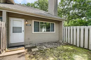 5401 W Brenner Pass, Fridley, MN 55432 - Photo 20