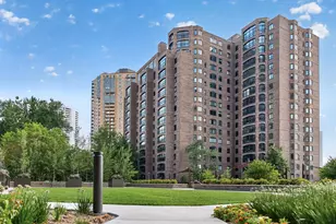 1235 Yale Pl, Minneapolis, MN 55403 - Photo 6