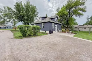1316 W Fairview Ave, Olivia, MN 56277 - Photo 42