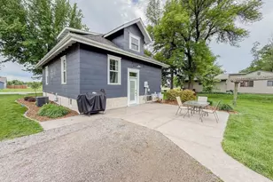 1316 W Fairview Ave, Olivia, MN 56277 - Photo 4