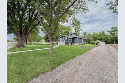 1316 W Fairview Avenue, Olivia, MN 56277 - Photo 40