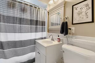 997 St Clair Ave, Saint Paul, MN 55105 - Photo 14