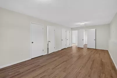 8208 Irving Avenue N, Brooklyn Park, MN 55444 - Photo 18