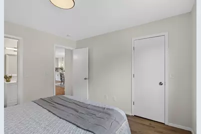 8208 Irving Avenue N, Brooklyn Park, MN 55444 - Photo 14