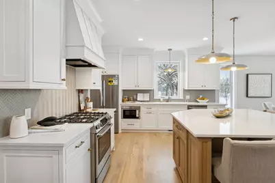 3961 White Oak Lane, Chanhassen, MN 55331 - Photo 6