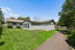 112504 Ramsey Ct, Chaska, MN 55318 - Photo 20