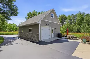 17424 Staples St NE, Ham Lake, MN 55304 - Photo 8