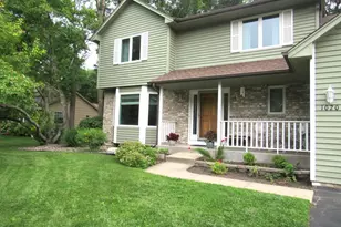 1020 Lake Lucy Rd, Chanhassen, MN 55317 - Photo 2