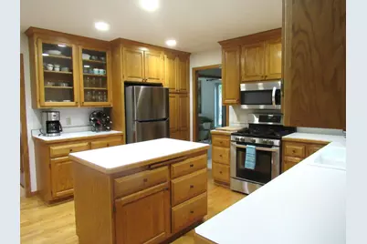 1020 Lake Lucy Road, Chanhassen, MN 55317 - Photo 10