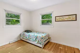 5749 W Glen Moor Rd, Minnetonka, MN 55345 - Photo 28
