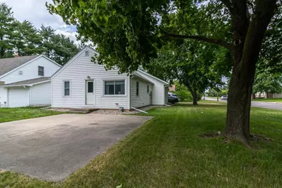 903 2nd Street SW, Madelia, MN 56062 - Photo 1