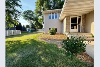 210 Ridgecrest Drive, Cannon Falls, MN 55009 - Photo 36