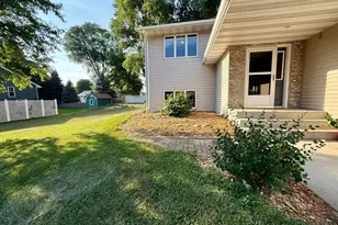 210 Ridgecrest Dr, Cannon Falls, MN 55009 - Photo 36