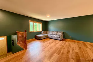 210 Ridgecrest Dr, Cannon Falls, MN 55009 - Photo 10