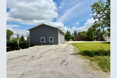 111 & 113 3rd Avenue SE, Baudette, MN 56623 - Photo 4