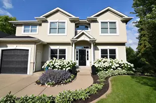 19328 Ireland Ct, Lakeville, MN 55044 - Photo 4