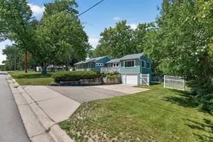 4320 Culver Rd, Golden Valley, MN 55422 - Photo 2