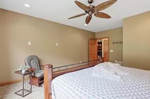 4910 Steeplechase Ct, Eagan, MN 55122 - Photo 26
