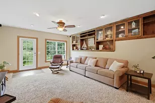 4910 Steeplechase Ct, Eagan, MN 55122 - Photo 24