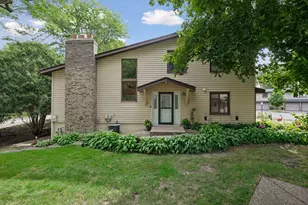 5722 Hyland Courts Dr, Bloomington, MN 55437 - Photo 1