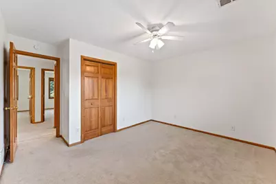 339 Oak Ridge Drive, Vadnais Heights, MN 55127 - Photo 28