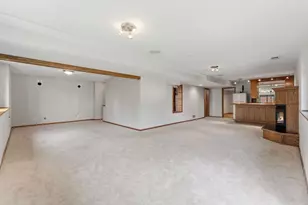339 Oak Ridge Dr, Vadnais Heights, MN 55127 - Photo 32