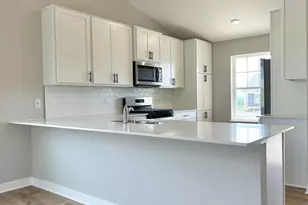 2259 La Tour Dr, Shakopee, MN 55379 - Photo 4