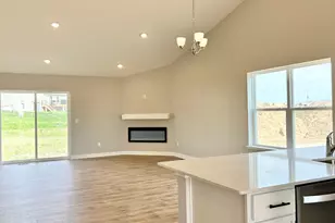 2259 La Tour Dr, Shakopee, MN 55379 - Photo 8