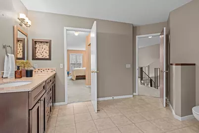 11107 Rhode Island Avenue S, Bloomington, MN 55438 - Photo 40