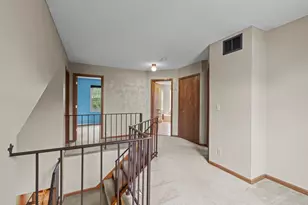 11107 Rhode Island Ave S, Bloomington, MN 55438 - Photo 30