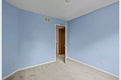 11107 Rhode Island Avenue S, Bloomington, MN 55438 - Photo 46