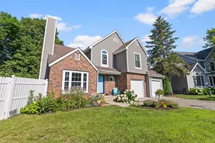 11107 Rhode Island Ave S, Bloomington, MN 55438 - Photo 2