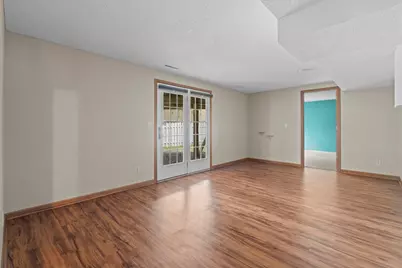 11107 Rhode Island Avenue S, Bloomington, MN 55438 - Photo 50
