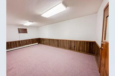 346 Main Street N, Renville, MN 56284 - Photo 28