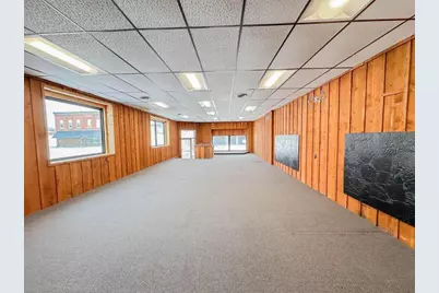 346 Main Street N, Renville, MN 56284 - Photo 8