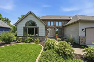 1827 Hydram Ave N, Oakdale, MN 55128 - Photo 38