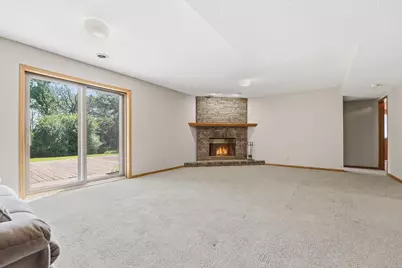 1827 Hydram Avenue N, Oakdale, MN 55128 - Photo 32