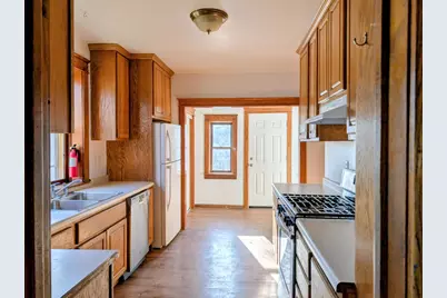 404 4th Street SW, Montgomery, MN 56069 - Photo 6