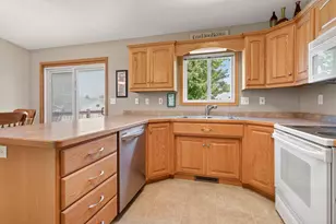 624 29th St N, Moorhead, MN 56560 - Photo 26