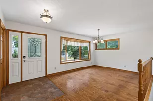 11833 Shady Oak Ln, Minnetonka, MN 55343 - Photo 8